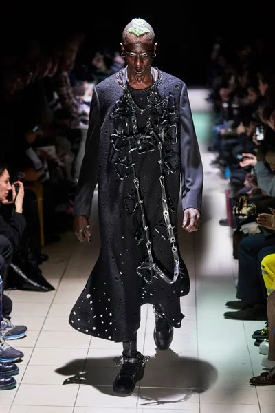 Look 29